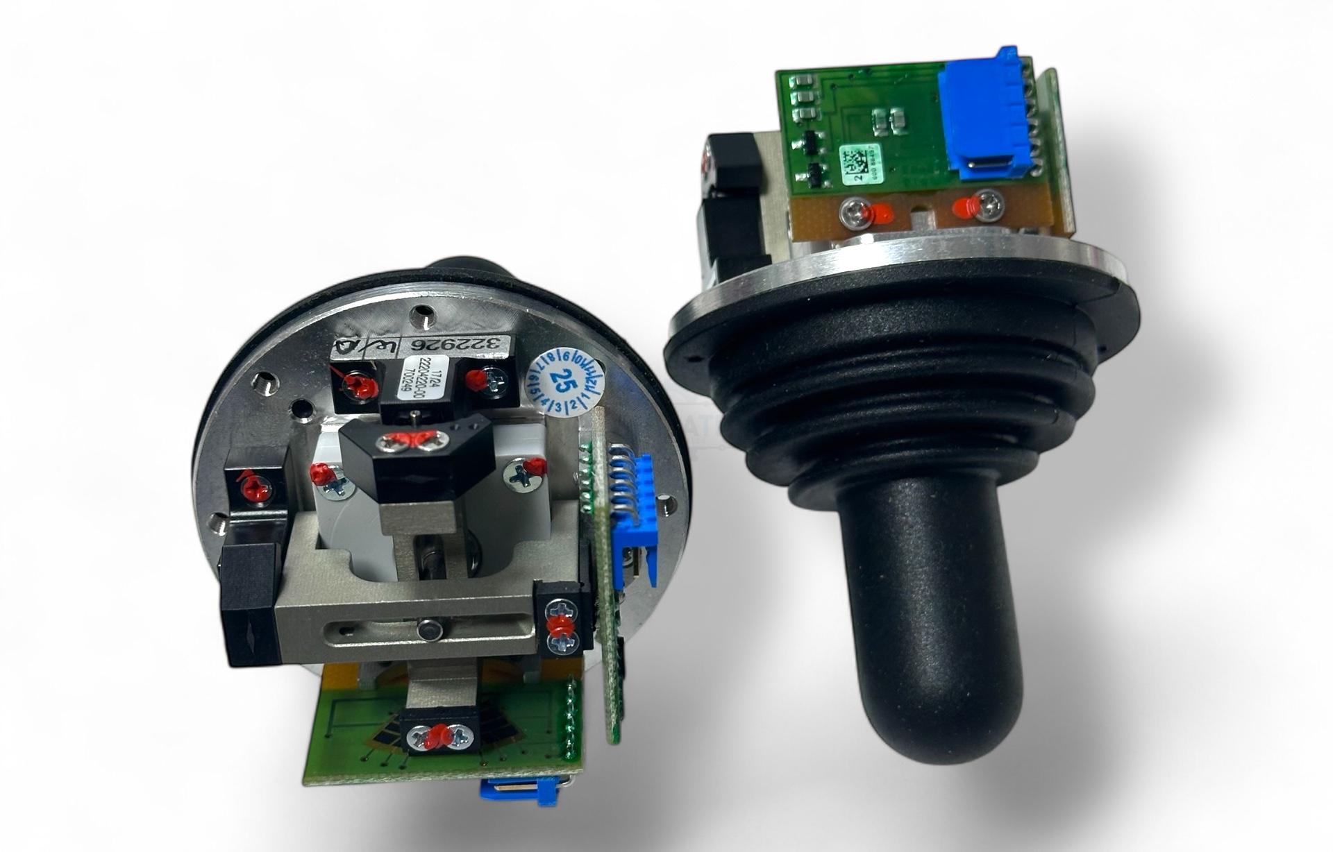 Hetronic Dijital Joystick | Endüstriyel Kumanda ve Uzaktan Kontrol - Image 3