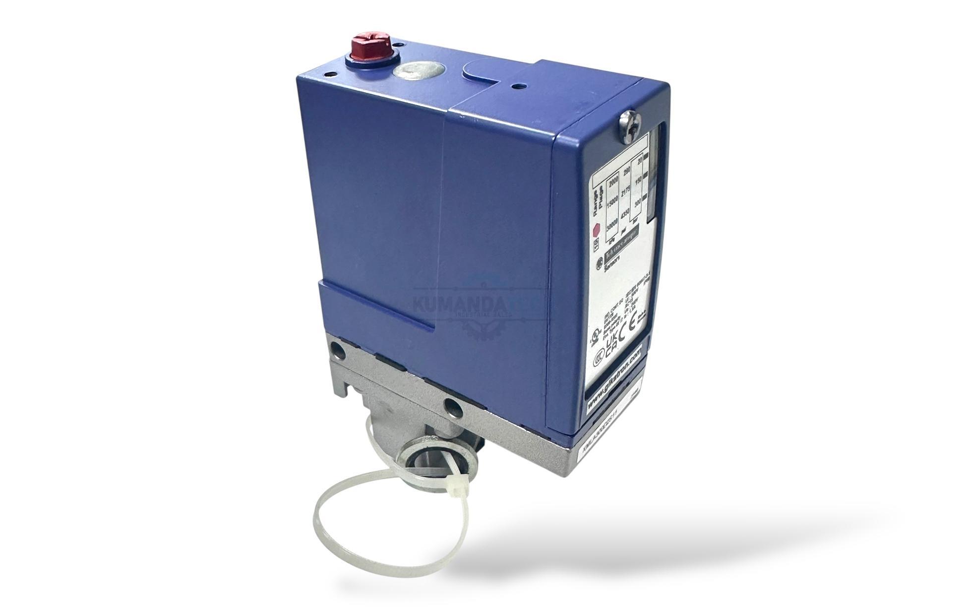 Telemeqanick XMLA300D2S11 300Bar Basınç Switchi - Image 5
